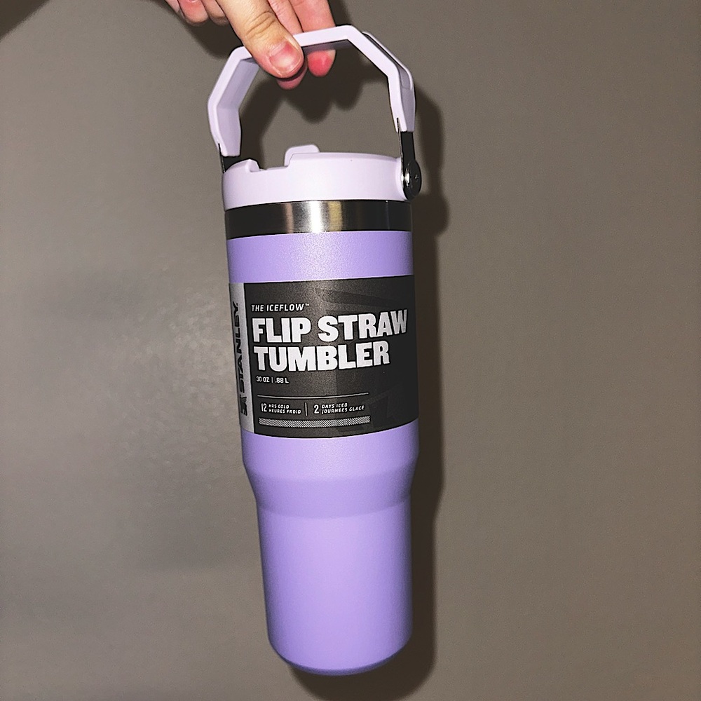 NWT Stanley Ice Flow Flip Straw Tumbler 30oz, Lavender
